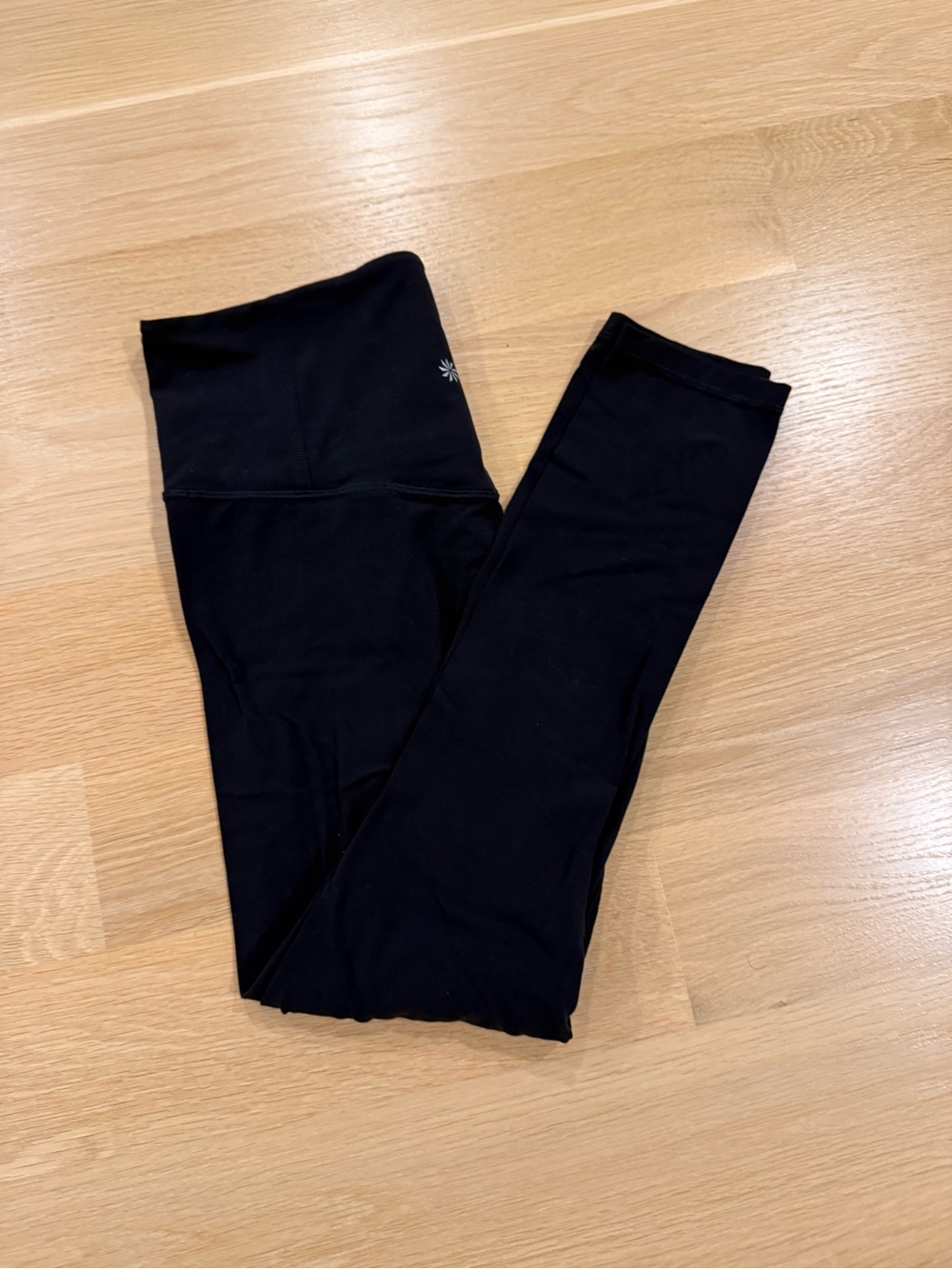 Athleta Black Ultra High Rise Elation 7/8 tight leggings